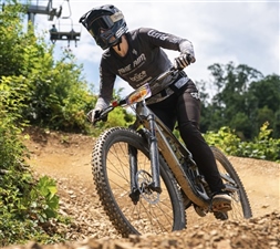 TakeAim Women's Gravity Racing 2026